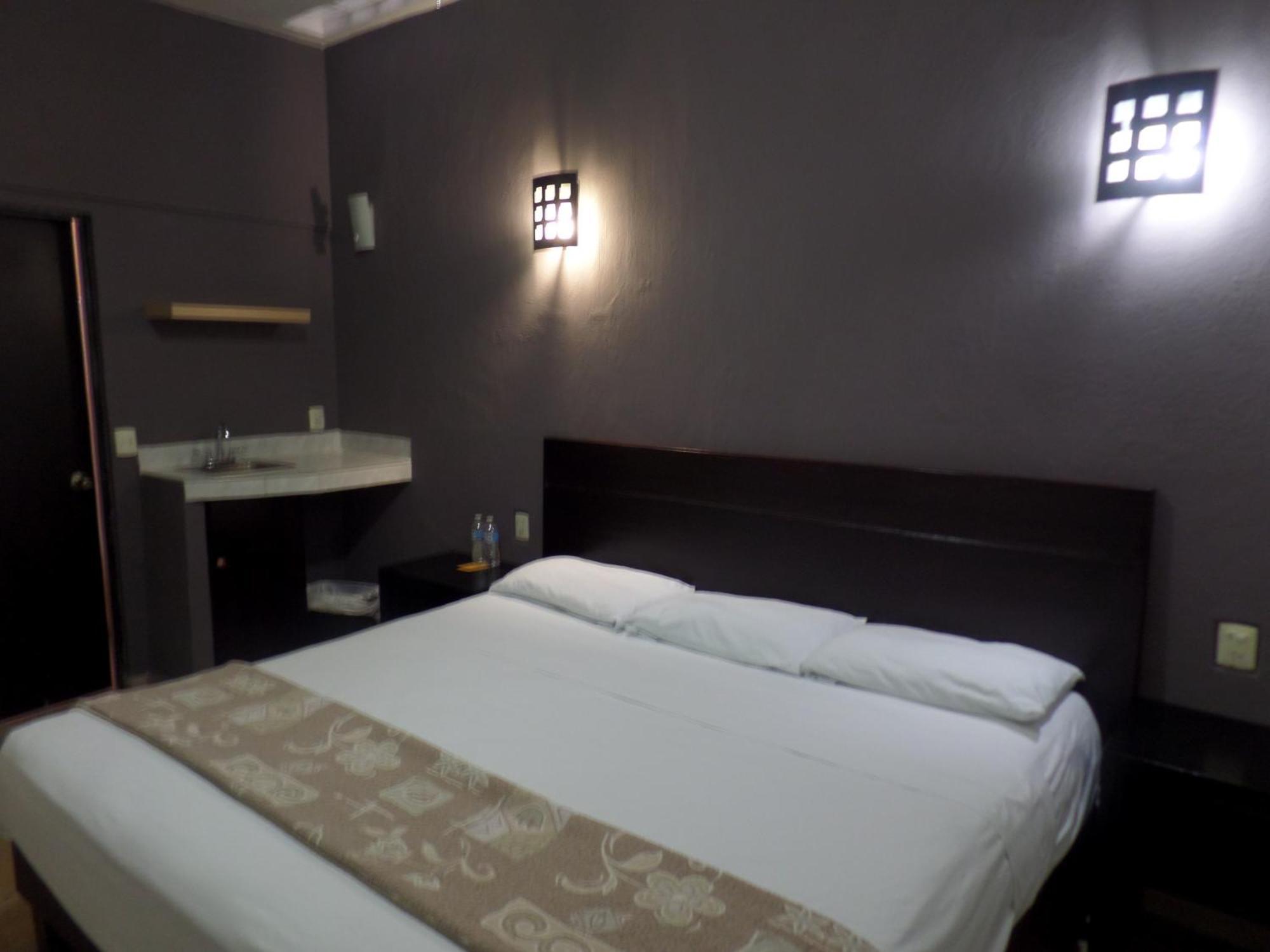 Ukeinn Centro Tuxtla Gutiérrez Εξωτερικό φωτογραφία